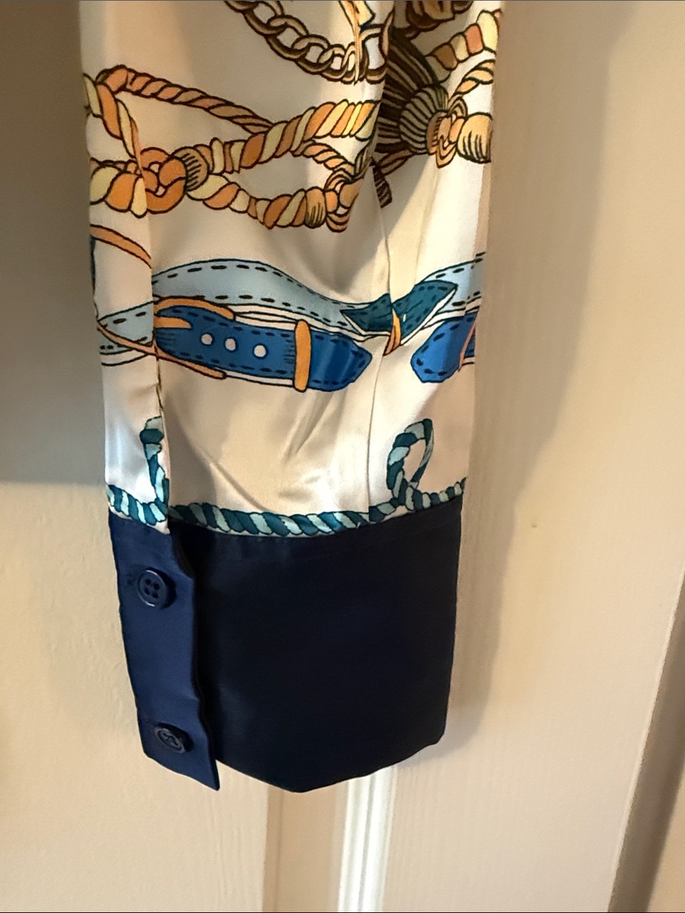 NWOT Boston Proper Baroque Print Tie-Front Blouse - Navy, Gold & White - Picture 5 of 5